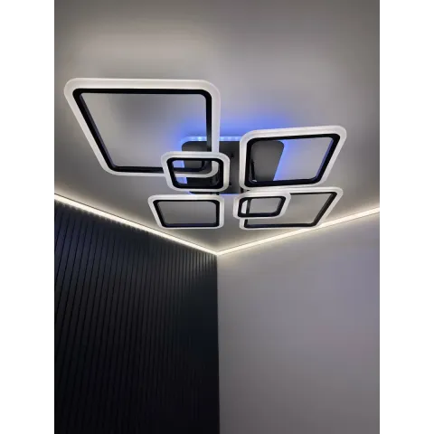 Люстра світлодіодна з пультом та додатком для телефону OVAL RGB 120W чорна