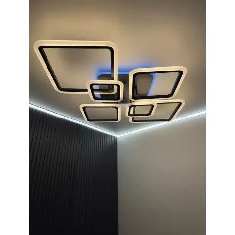 Люстра світлодіодна з пультом та додатком для телефону OVAL RGB 120W чорна