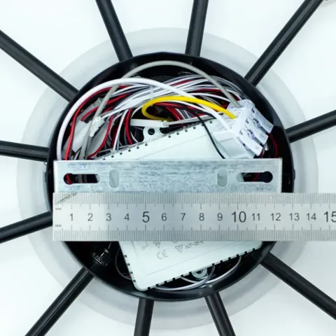Люстра світлодіодна з пультом та додатком для телефону LEEDS 110W чорно-золота